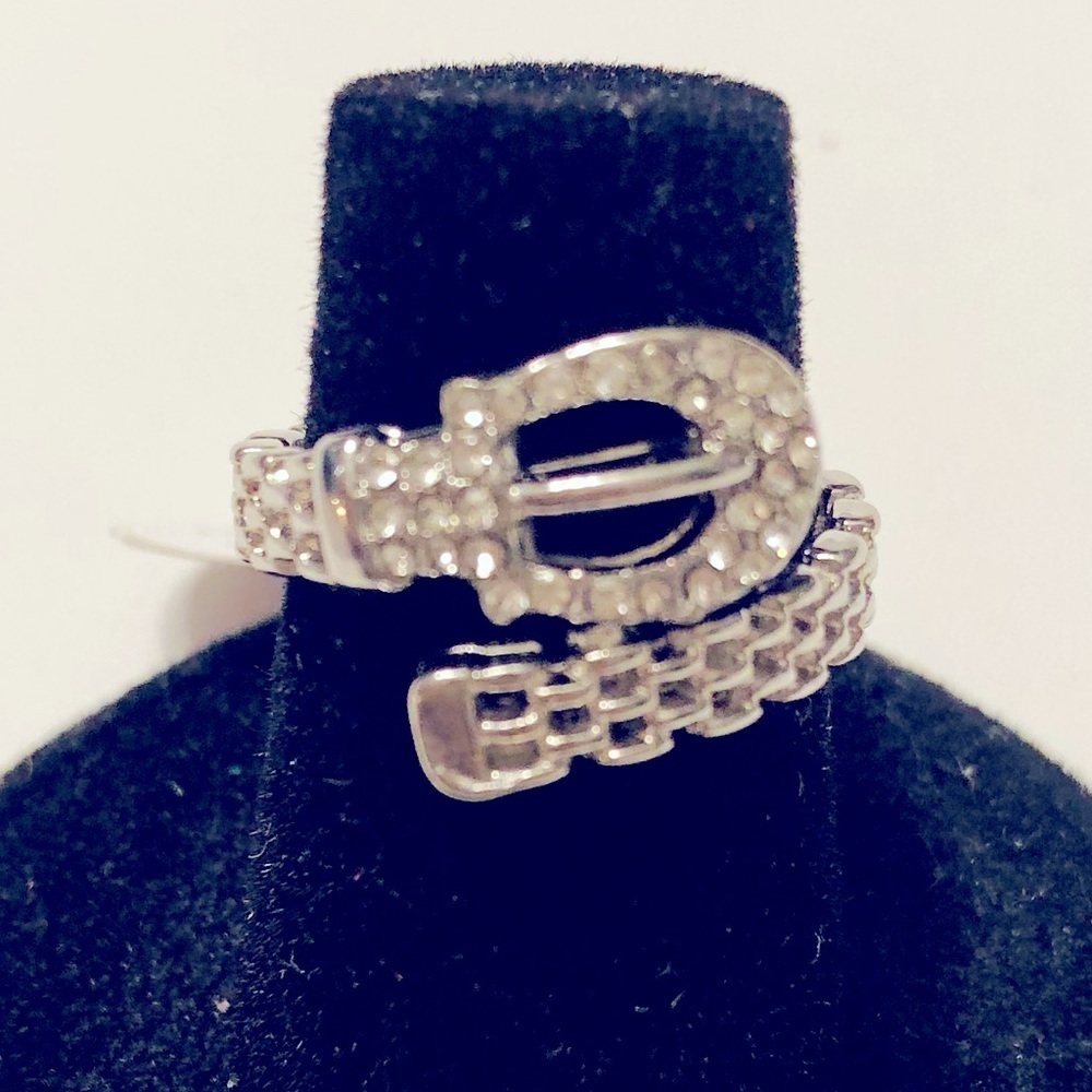 Size 51/2 (16mm) Silvertone Buckle Ring Rhinestone Pave Buckle